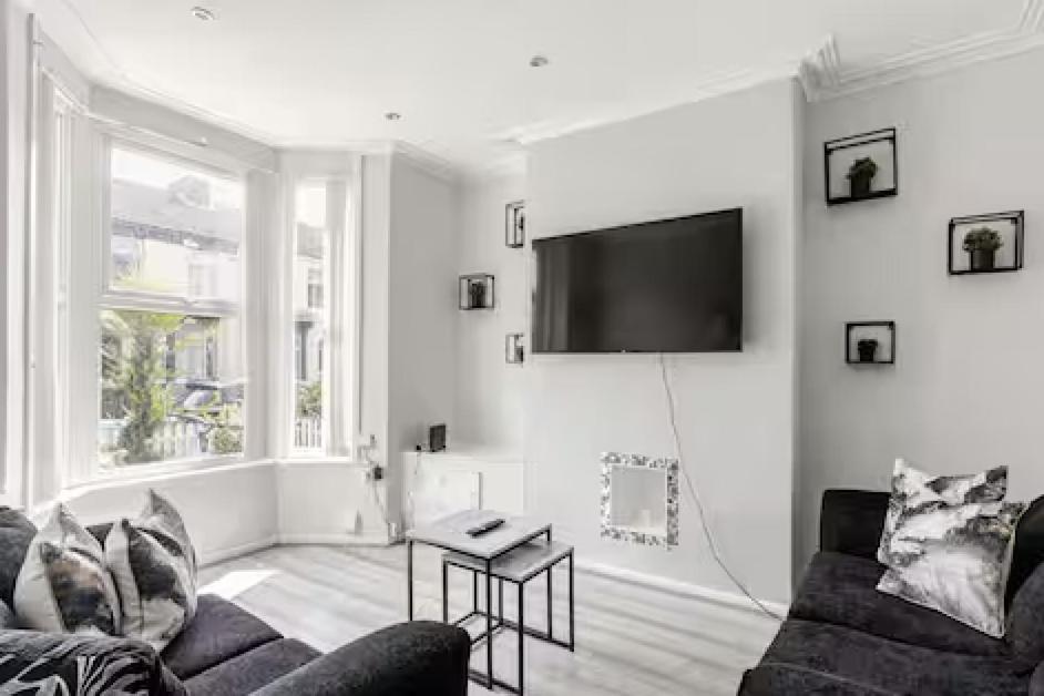 3bed 2bath House - Free Parking - Close To Everton & Fc- Managed By Chique Ltd * Liverpool